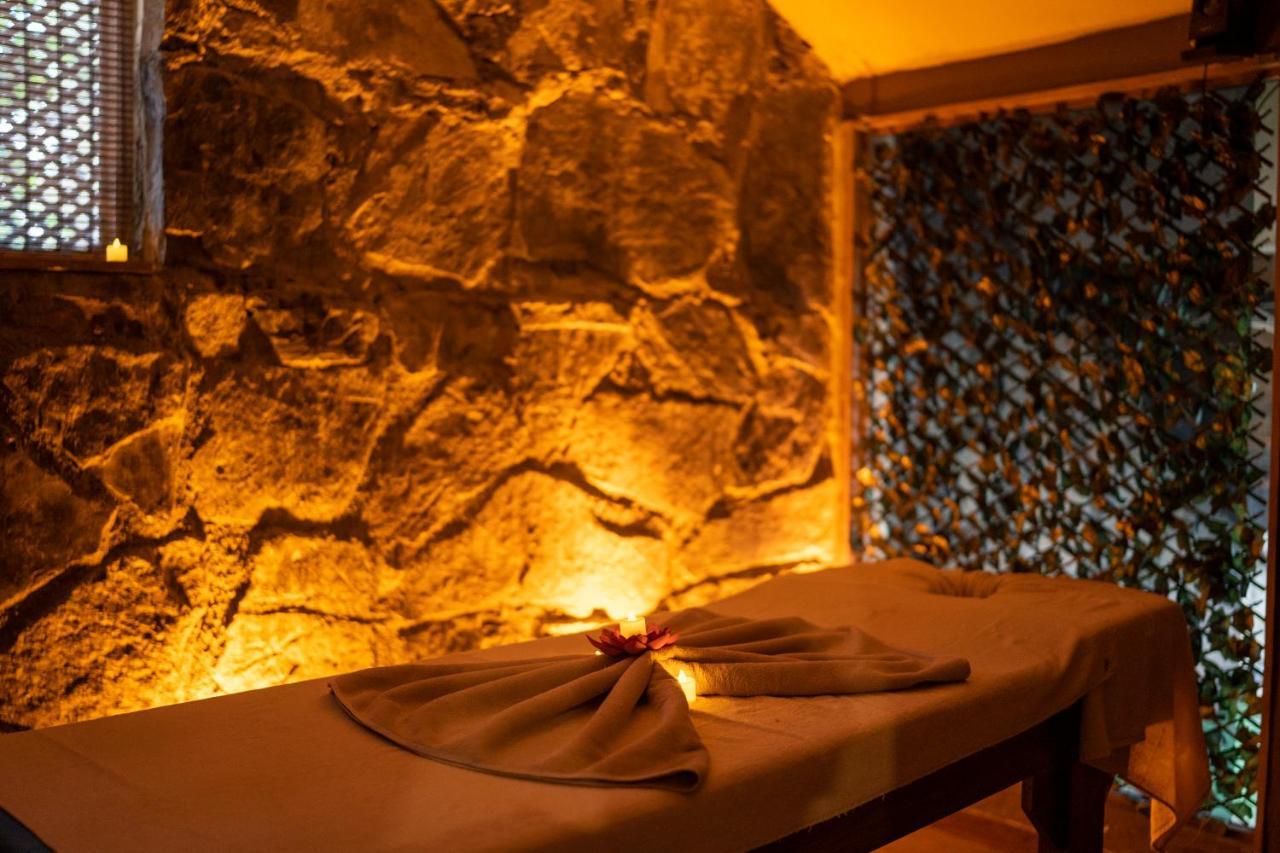 Liona Hotel & Spa グンドーガン エクステリア 写真
